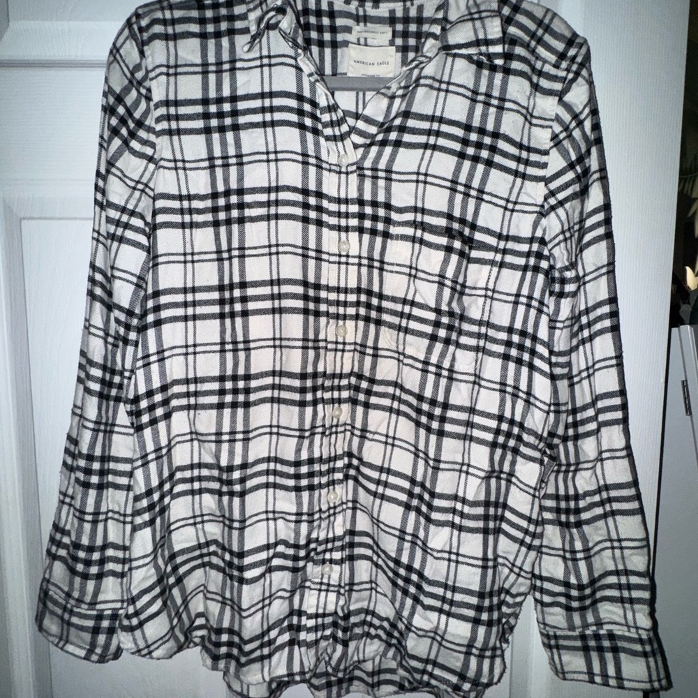 American Eagle Outfitters Plaid Shirt